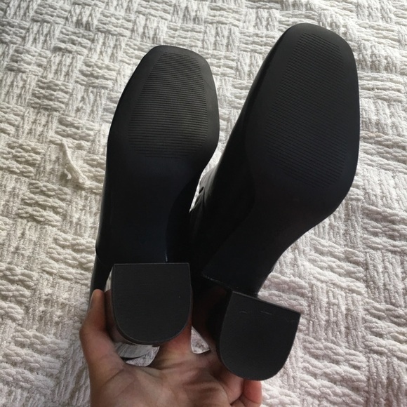 Charles David Trudy Mid Square Toe Bootie Black 10 - Picture 4 of 10